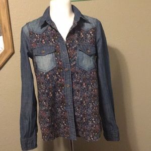 Mudd denim shirt Size Small